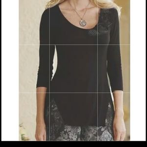 Final $8 Midnight Velvet "Lace Hankie Hem Tunic" Sz. S Black